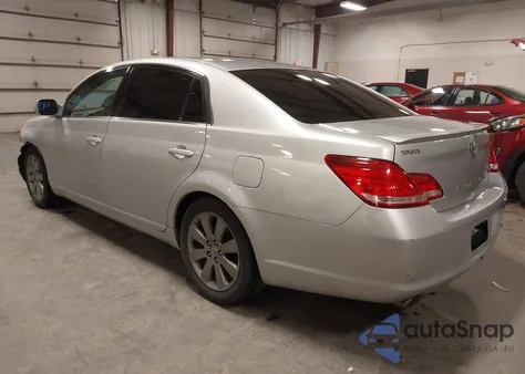 2007 Toyota Avalon Touring z USA, uszkodzony, nr VIN 4T1BK36B67U210436